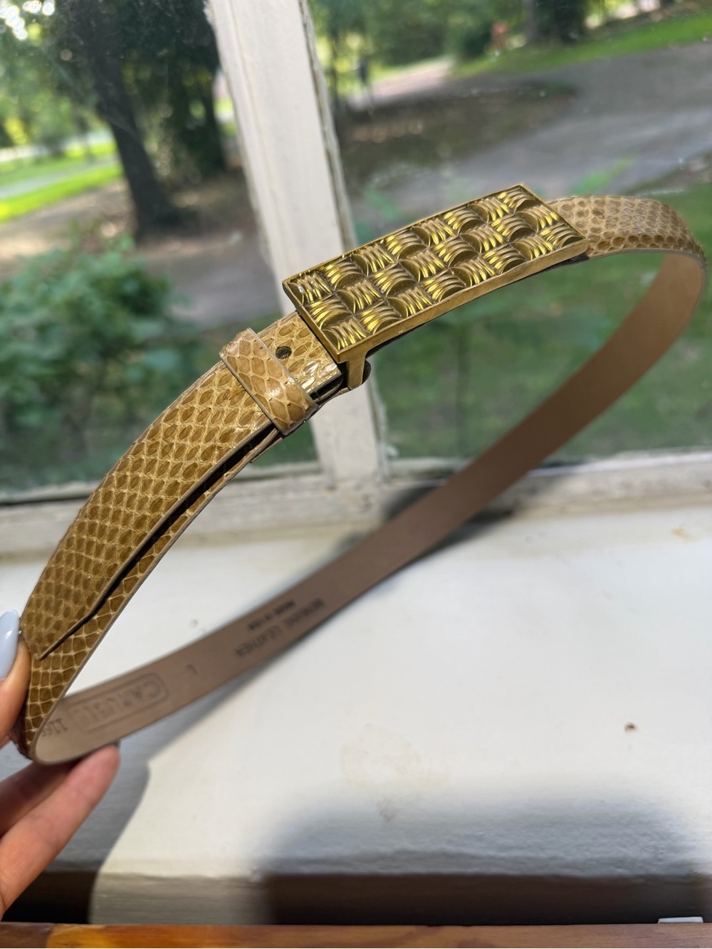 Carlisle Textured Tan Leather Belt with Decorative Gold Buckle M-L